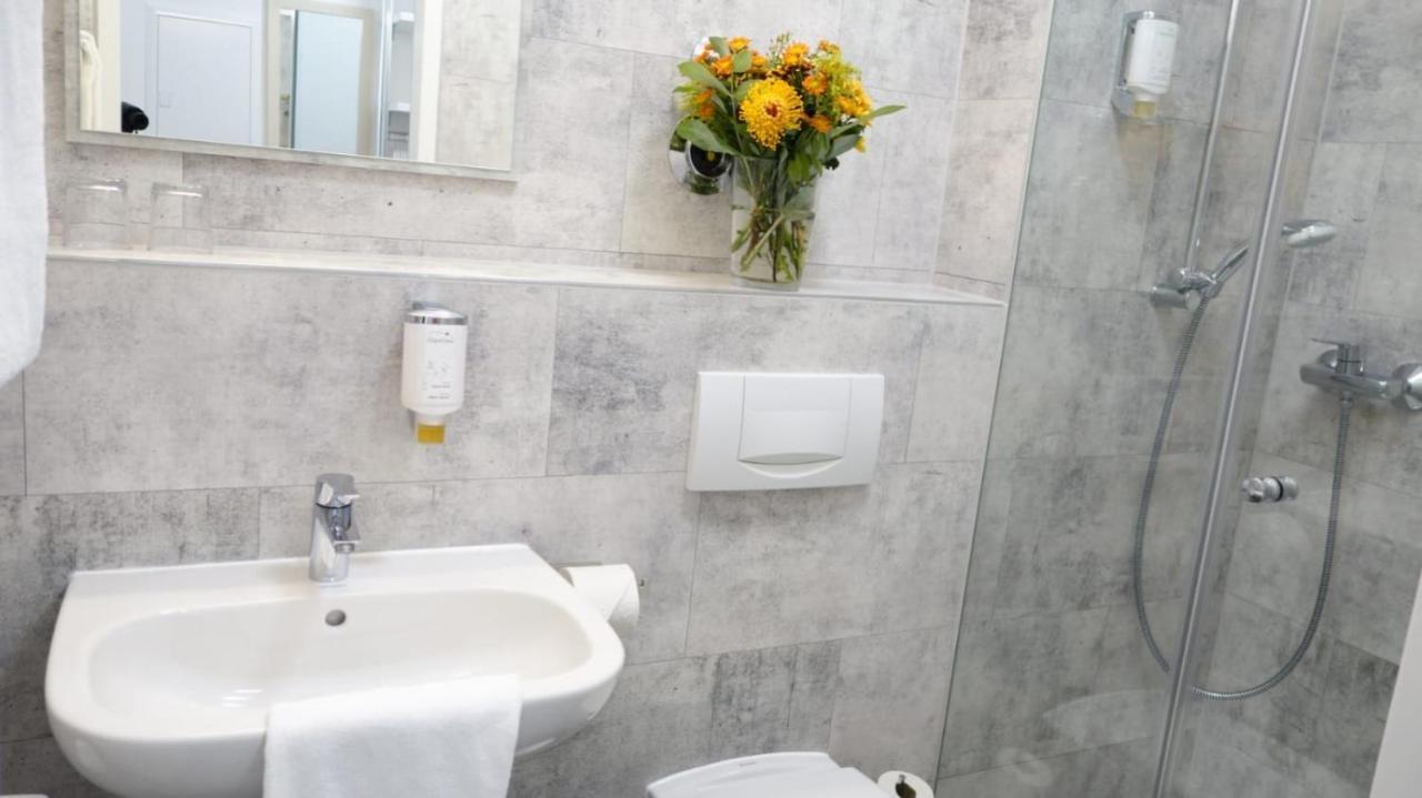 Plaza Inn Hannover City Nord エクステリア 写真